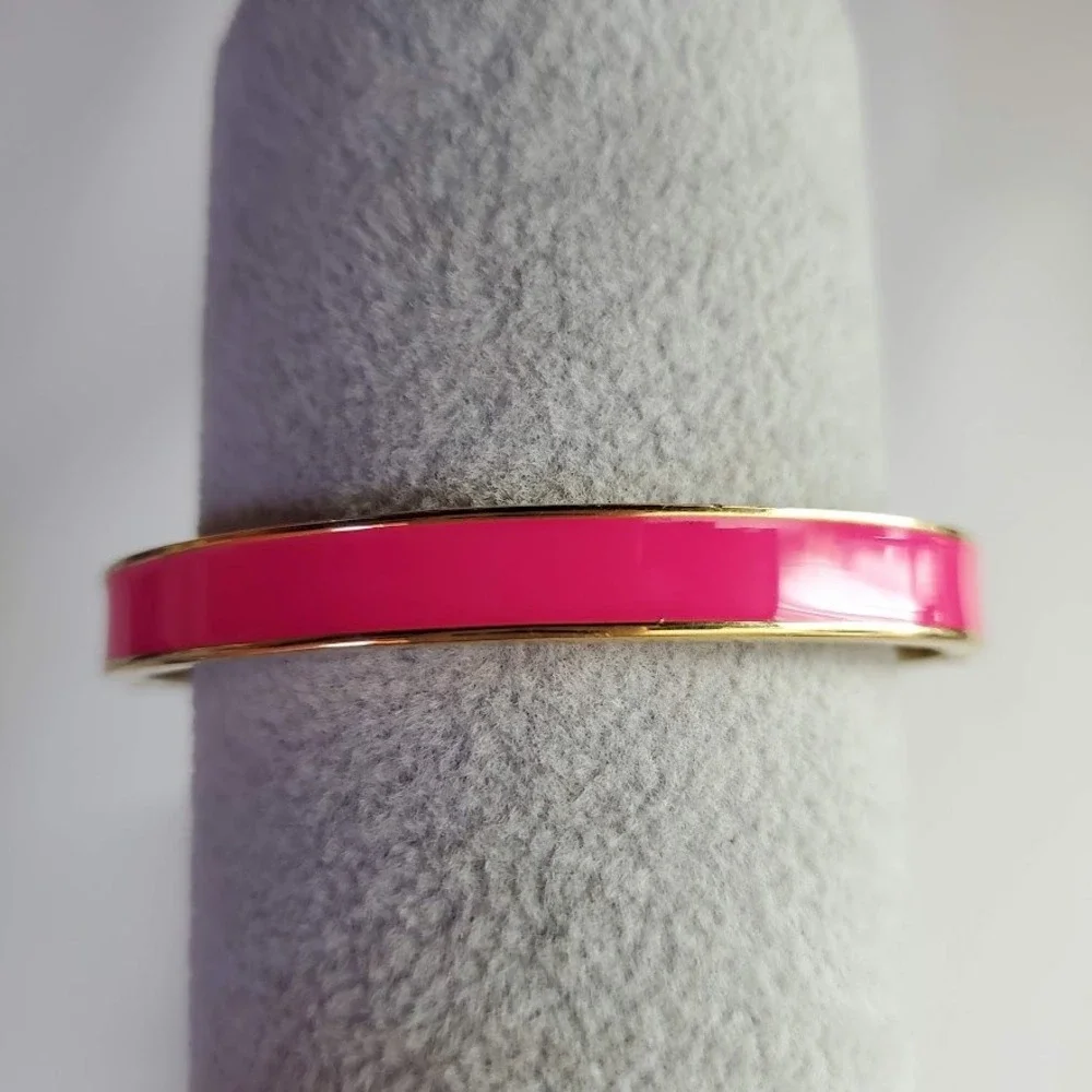 Kate Spade New York Tickled Pink Enamel Bangle Hinge Bracelet Gold Tone 6.5" - Picture 2 of 9